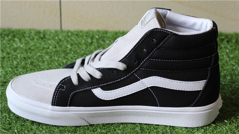 Vans Off The World Black White